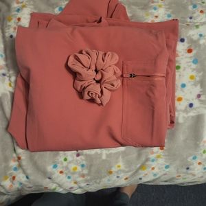 FIGS set- desert rose- large Catarina top and large petite zamora joggers.